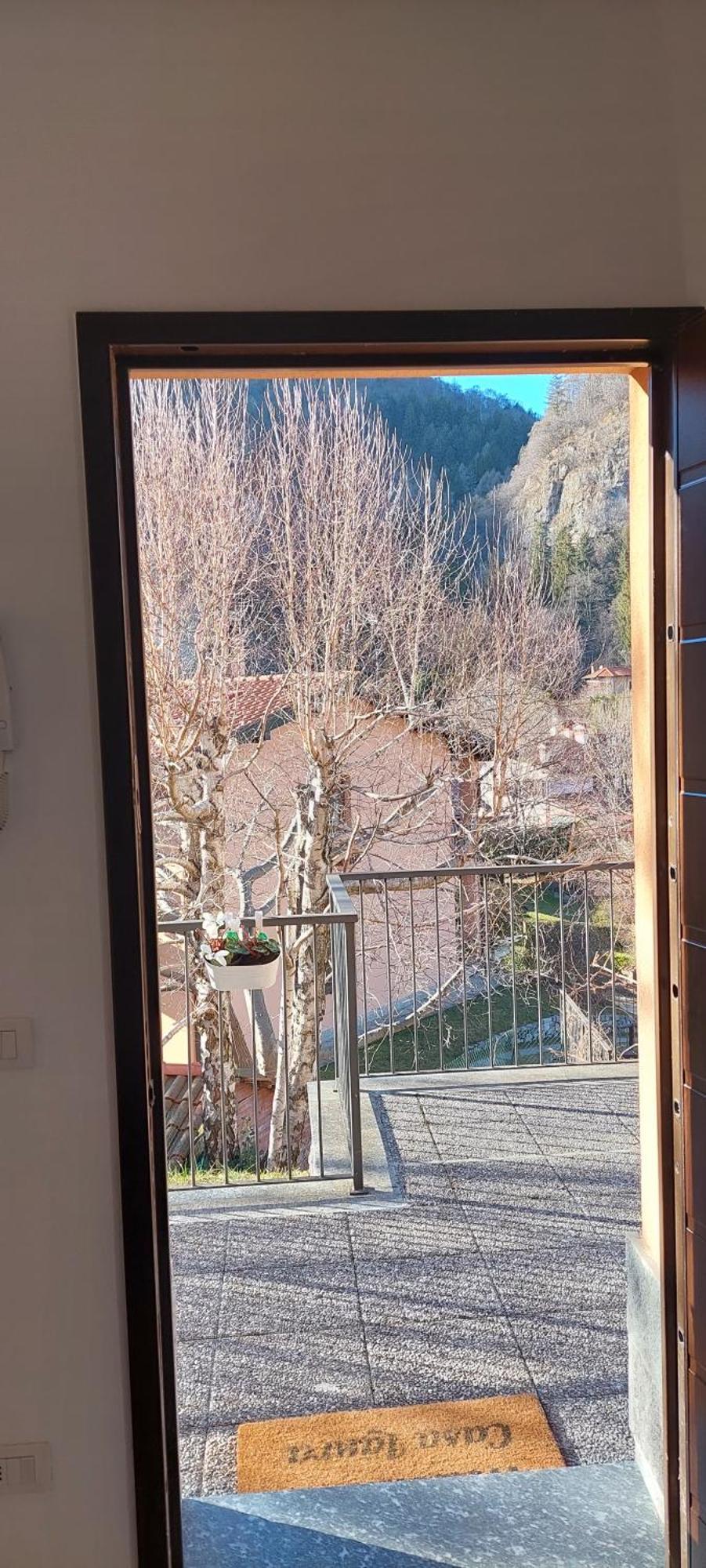 Casa Laura Zona Bellagio Apartment Magreglio Exterior photo